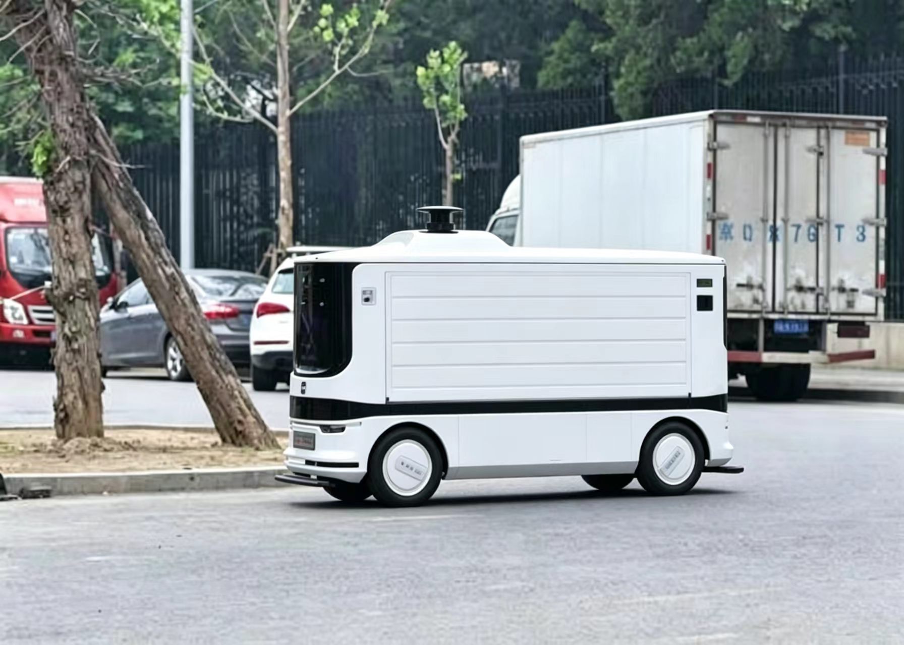 无人驾驶Robovan大规模运营在即，如何保障车载通信高可靠、低时延？